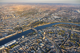 City overview from the west (across the Rhine and Konrad-Adenauer-Brücke), viewed from Ludwigshafen in the district Innenstadt in Mannheim in the state Baden-Wuerttemberg, Germany