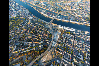 Construction site for the demolition of the Hochstraße Nord (B44) elevated road—making way for the planned Helmut-Kohl-Allee—and ramp to the closed Kurt-Schumacher-Brücke following the demolition of the "Würfelbunker" and the Rathaus-Center in the district Mitte in Ludwigshafen in the state Rhineland-Palatinate, Germany