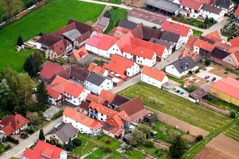 Oberdorfstr in Oberhausen in the state Rhineland-Palatinate, Germany from above