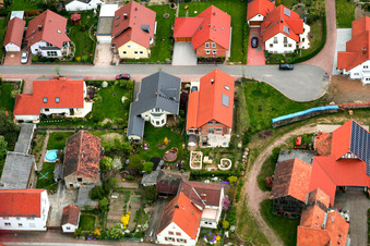 Bird's eye view of Am Schützenpl in Barbelroth in the state Rhineland-Palatinate, Germany