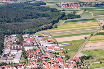 New development area in Tabakfeld in Hatzenbühl in the state Rhineland-Palatinate, Germany from above