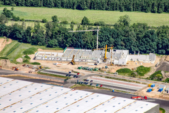 Aerial view of Horst Industrial Estate, Alfa Aesar in the district Minderslachen in Kandel in the state Rhineland-Palatinate, Germany