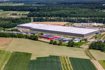 Bird's eye view of Bienwald Fitness World in the district Minderslachen in Kandel in the state Rhineland-Palatinate, Germany