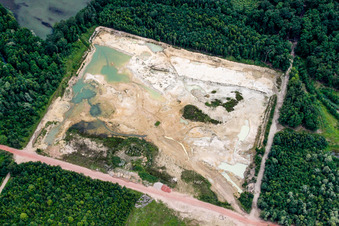 Site and tailings area of the gravel mining in Kesseldorf in Grand Est, France
