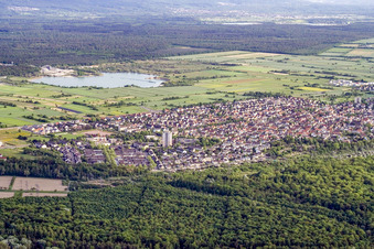 Oblique view of From the west in the district Forchheim in Rheinstetten in the state Baden-Wuerttemberg, Germany