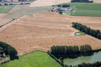 Grain field structures in Melleray in the state Sarthe, France