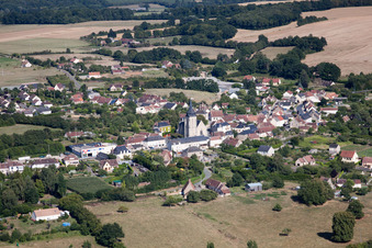Oblique view of Lamnay in the state Sarthe, France