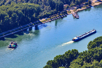 Leimersheim, Rhine ferry in the district Leopoldshafen in Eggenstein-Leopoldshafen in the state Baden-Wuerttemberg, Germany