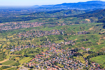 Between Ortenberg and Fessenbach in the district Käfersberg in Ortenberg in the state Baden-Wuerttemberg, Germany
