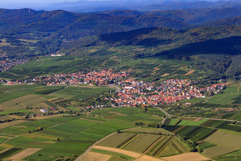 Aerial view of From the north in the district Rechtenbach in Schweigen-Rechtenbach in the state Rhineland-Palatinate, Germany
