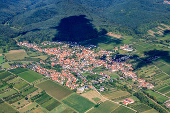 Aerial view of Wine-growing town on the Palatinate Wine Route from the southeast in Oberotterbach in the state Rhineland-Palatinate, Germany