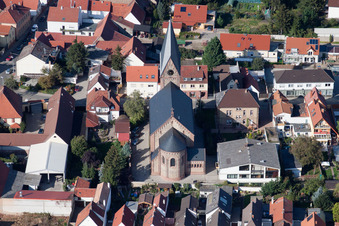 Aerial view of Town View of the streets and houses of the residential areas in Bobenheim-Roxheim in the state Rhineland-Palatinate