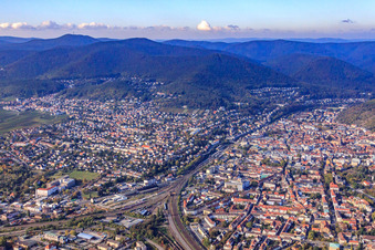 From the northeast in Neustadt an der Weinstraße in the state Rhineland-Palatinate, Germany from above