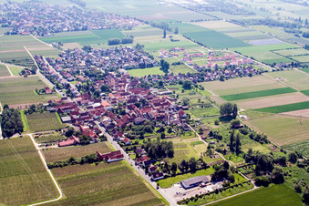 Village view in the district Dammheim in Landau in der Pfalz in the state Rhineland-Palatinate