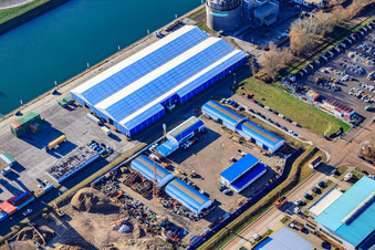 Aerial view of Nordbeckenstraße at the Rhine port with CONTARGO and Rhenus Ports in the district Mühlburg in Karlsruhe in the state Baden-Wuerttemberg, Germany