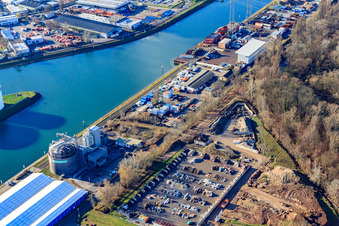 ZG Raiffeisen harbor silo in the district Mühlburg in Karlsruhe in the state Baden-Wuerttemberg, Germany