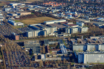 Siemens AG, manufacturing and development site Karlsruhe in the district Knielingen in Karlsruhe in the state Baden-Wuerttemberg, Germany out of the air