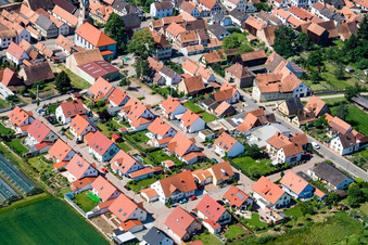 New development area "Im Storchenst" (In the Stork's Nest) in Erlenbach bei Kandel in the state Rhineland-Palatinate, Germany