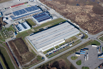 Oblique view of Building and production halls on the premises of Europack GmbH in the district Industriegebiet Woerth-Oberwald in Woerth am Rhein in the state Rhineland-Palatinate