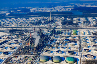 Aerial view of Oberrheinische Mineralölwerke in winter with snow in the district Knielingen in Karlsruhe in the state Baden-Wuerttemberg, Germany