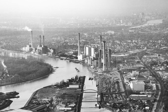 Power Plant GKM and Port facilities on the banks of the river course of the Rhine in the district Neckarau in Mannheim in the state Baden-Wurttemberg, Germany