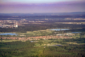 From the west in Hagenbach in the state Rhineland-Palatinate, Germany