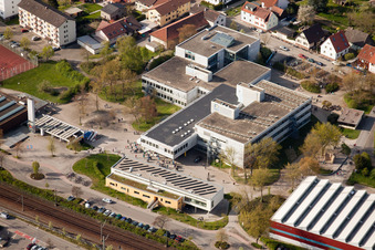School building of the Ludwig-Marum-Gymnasium Pfinztal in the district Berghausen in Pfinztal in the state Baden-Wurttemberg from the plane