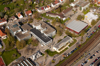 School building of the Ludwig-Marum-Gymnasium Pfinztal in the district Berghausen in Pfinztal in the state Baden-Wurttemberg viewn from the air