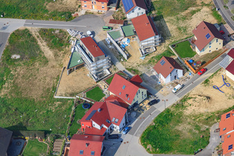 Drone recording of New buildings on Höhenweg in Kandel in the state Rhineland-Palatinate, Germany