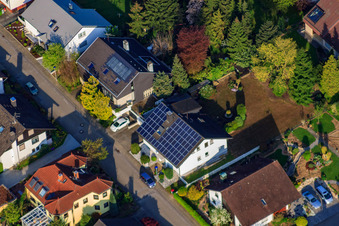 Gutedelstr in the district Stupferich in Karlsruhe in the state Baden-Wuerttemberg, Germany from above