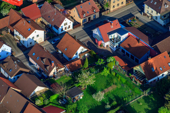 Thomashofstr in the district Stupferich in Karlsruhe in the state Baden-Wuerttemberg, Germany seen from above
