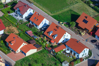 In the pea field in the district Mörzheim in Landau in der Pfalz in the state Rhineland-Palatinate, Germany viewn from the air