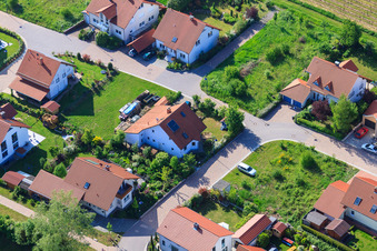 Drone image of In the pea field in the district Mörzheim in Landau in der Pfalz in the state Rhineland-Palatinate, Germany