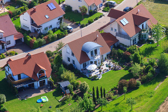 Drone image of In the pea field in the district Mörzheim in Landau in der Pfalz in the state Rhineland-Palatinate, Germany