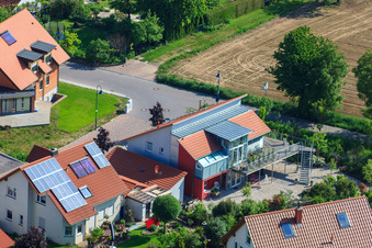 In the sentence in the district Mörzheim in Landau in der Pfalz in the state Rhineland-Palatinate, Germany viewn from the air