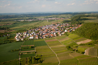 From the southwest in the district Malschenberg in Rauenberg in the state Baden-Wuerttemberg, Germany