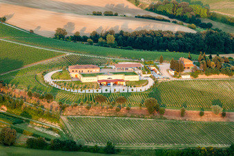 Homestead of a wine cellar Avignonesi, Via della Lodola in Montepulciano in Toskana, Italy