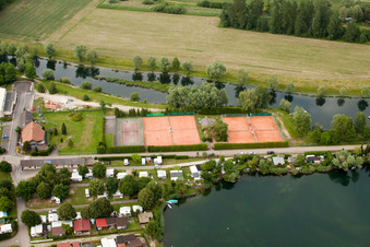 Aerial view of Camping Les Peupliers, Tennis in Beinheim in the state Bas-Rhin, France