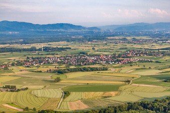 From the northwest in the district Legelshurst in Willstätt in the state Baden-Wuerttemberg, Germany
