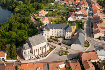 Aerial view of Berg-sur-Moselle in the state Moselle, France