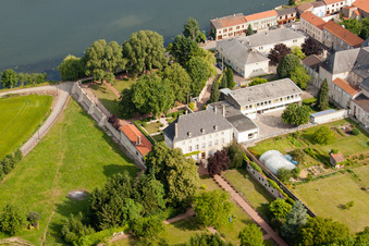 Rettel in the state Moselle, France from above