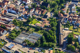 Oblique view of Greenhouses on Lindenstr in Rülzheim in the state Rhineland-Palatinate, Germany