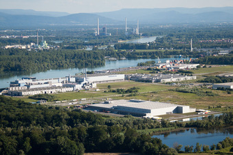 Aerial photograpy of Oberwald industrial area in Wörth am Rhein in the state Rhineland-Palatinate, Germany