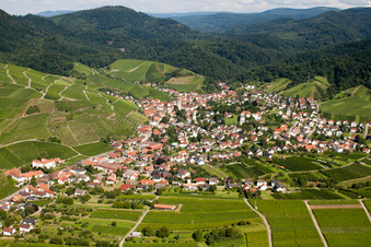 Aerial view of From the west in the district Neuweier in Baden-Baden in the state Baden-Wuerttemberg, Germany