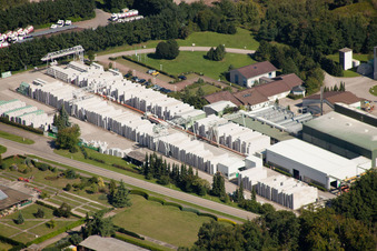 Aerial view of Building and production halls on the premises of Heidelberger Kalksandstein GmbH - factory Durmersheim in Durmersheim in the state Baden-Wurttemberg