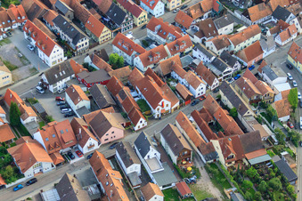 Aerial photograpy of Juststraße, Restaurant Zum Schloddrer in Kandel in the state Rhineland-Palatinate, Germany