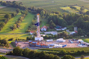 Aerial view of Construction site for the 2nd drilling at the geothermal plant on the A65 in Insheim in the state Rhineland-Palatinate, Germany