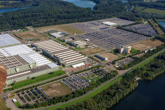 Oblique view of Daimler / Mercedes Benz GLC on the island of Green in Germersheim in the state Rhineland-Palatinate, Germany