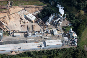 Nolte Furniture/Woodworks GmbH in Germersheim in the state Rhineland-Palatinate, Germany seen from above
