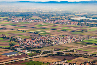Town View of the streets and houses of the residential areas in Beindersheim in the state Rhineland-Palatinate